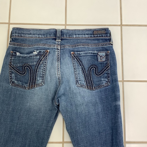 Low Rise Jeans - Picture 5 of 6